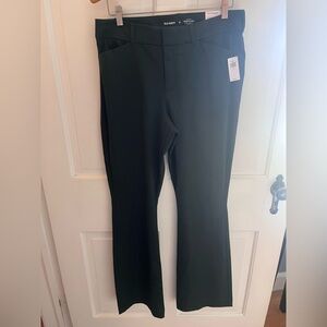 Old Navy Green High Rise Pixie Flare Pants NWT
